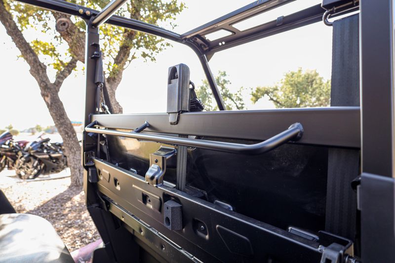 NEW 2026 POLARIS RANGER CREW 1000 Image 3