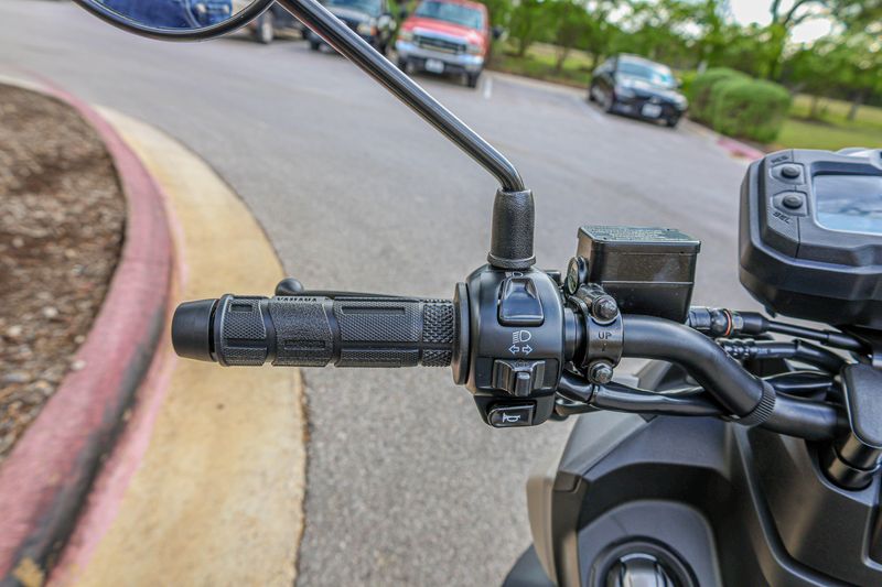 NEW 2026 YAMAHA ZUMA 125 Image 3
