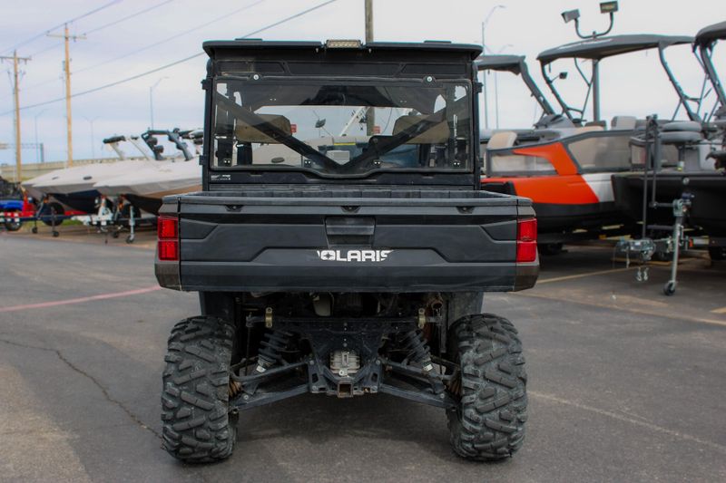 2019 Polaris RANGER CREW XP 1000 EPS SAGE GREENImage 13