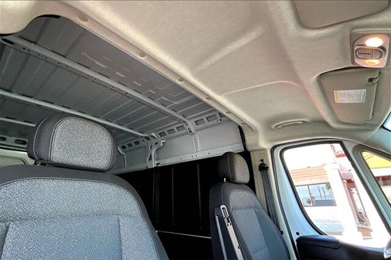 2022 RAM ProMaster 1500 BaseImage 28
