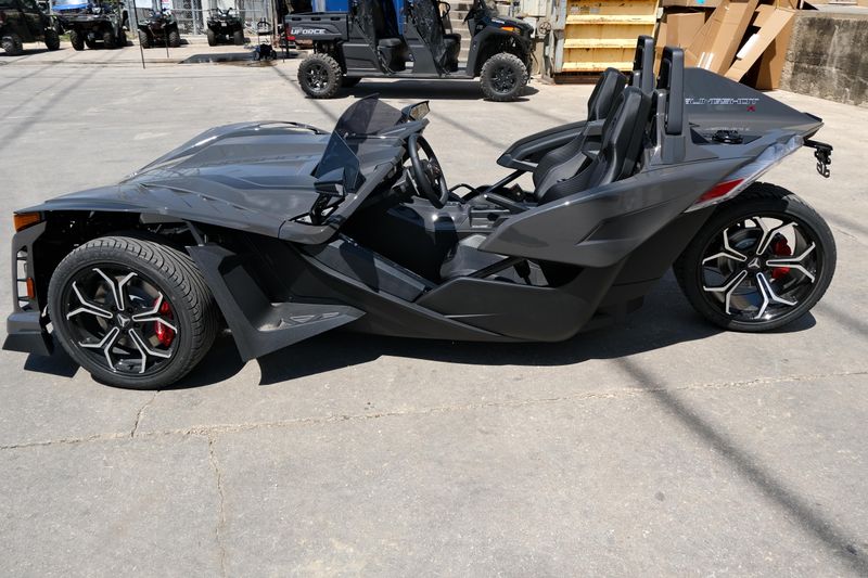 NEW 2025 POLARIS SLINGSHOT R AUTODRIVE Image 6
