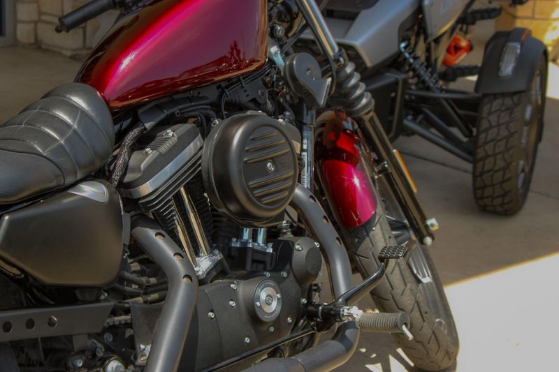 2017 HARLEY SPORTSTER IRON 883 Image 14