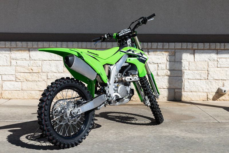 2025 Kawasaki KX250 LIME GREENImage 3