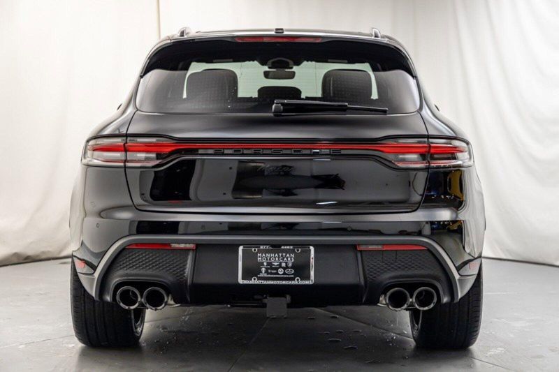 2024 Porsche Macan Image 4