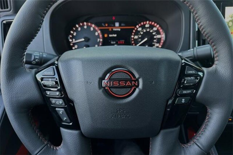 New 2025 Nissan Frontier PRO-XImage 20
