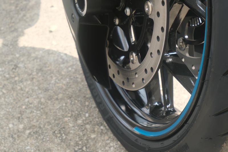 2025 CFMOTO 675 SS NEBULA BLACK Image 22