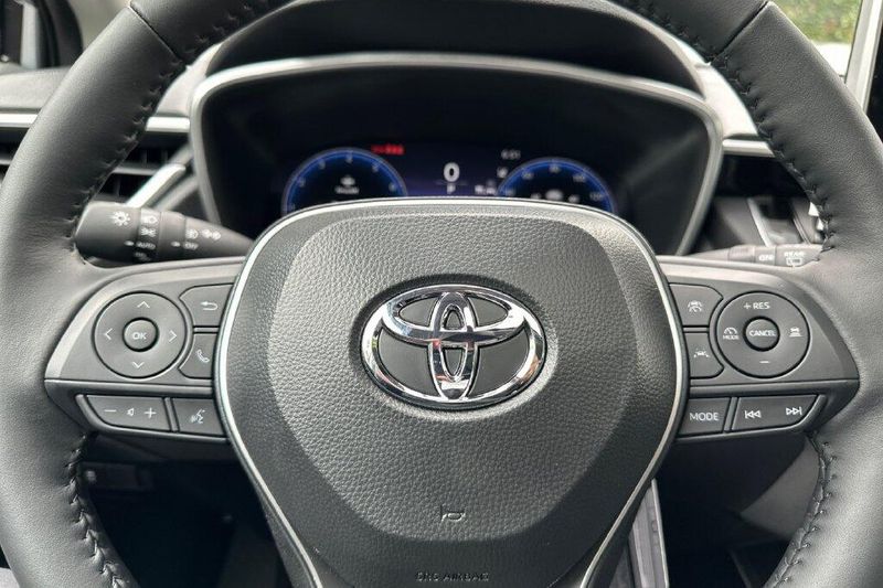 New 2026 Toyota Corolla Cross XLEImage 25