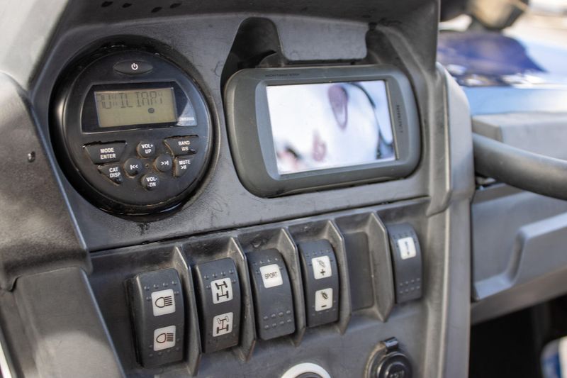 USED 2012 CAN-AM COMMANDER LIMITED 1000 Image 13