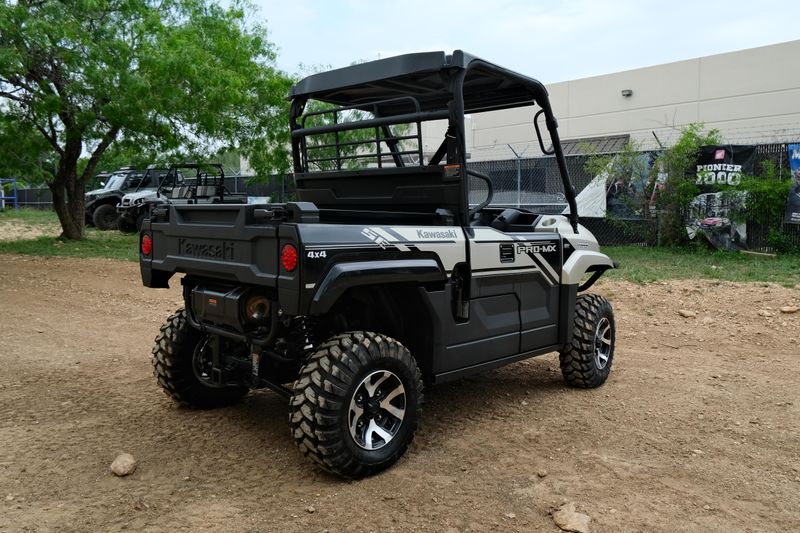 NEW 2026 KAWASAKI MULE PROMX SE Image 3