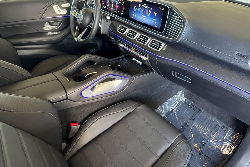 Used 2025 Mercedes-Benz GLE 450Image 18