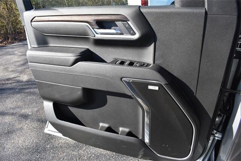 New 2026 Chevrolet Silverado 1500 RSTImage 32