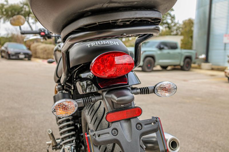 USED 2023 TRIUMPH SPEED TWIN 900 Image 16