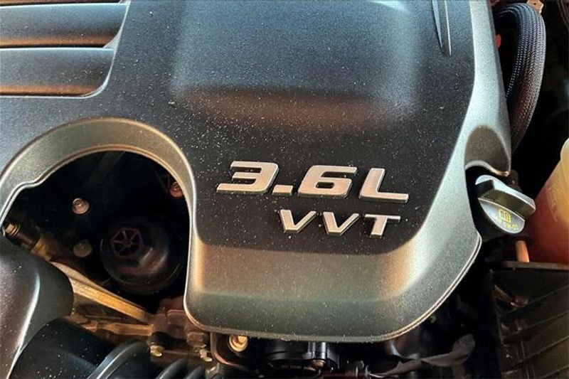 Used 2023 Dodge Charger GTImage 32
