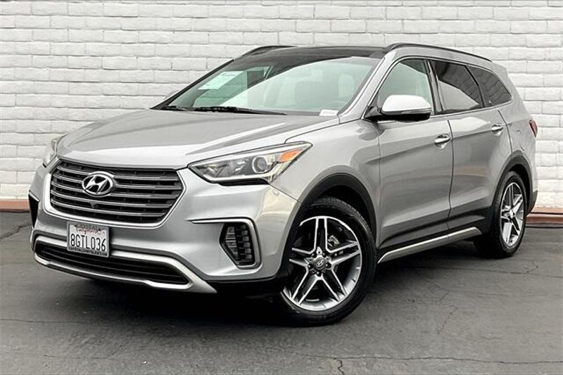 2018 Hyundai Santa Fe Limited UltimateImage 1