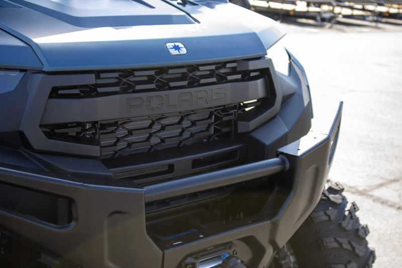 NEW 2025 POLARIS RANGER CREW XP 1000 PREMIUM Image 11
