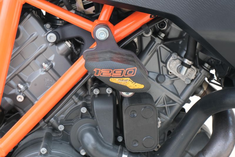 2016 KTM 1290 SUPER DUKE GREY AND ORANGE Image 23