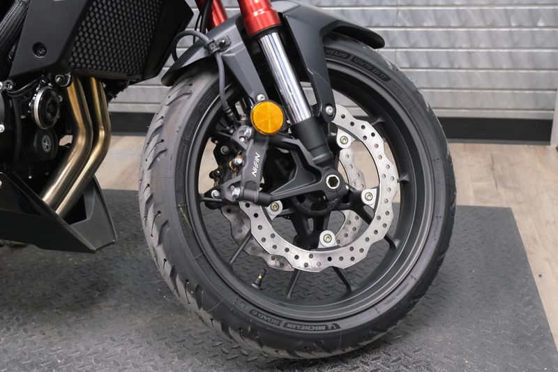 NEW 2026 HONDA CB750 HORNET E-CLUTCH Image 11
