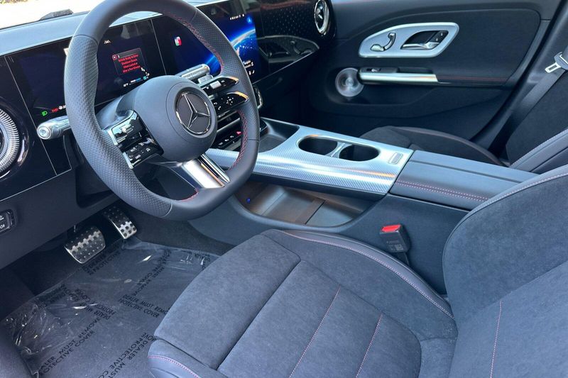 New 2027 Mercedes-Benz CLA-Class CLACLA 220Image 7