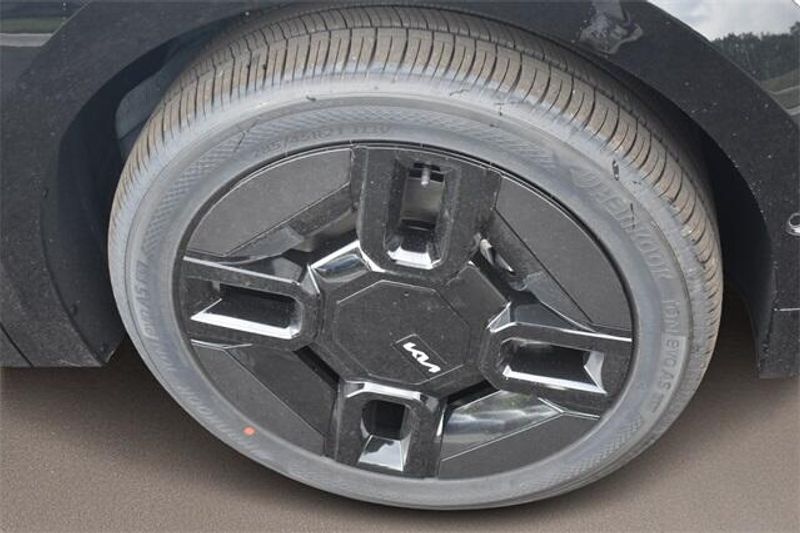 New 2026 Kia EV9 GT-LineImage 11
