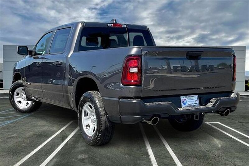 2025 RAM 1500 Tradesman Crew Cab 4x2 5