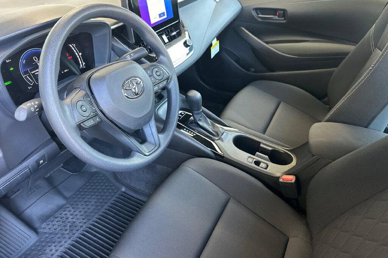 New 2027 Toyota Corolla Hybrid LEImage 9