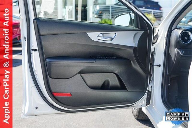 Used 2023 Kia Forte LXSImage 21