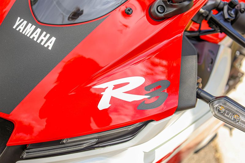 NEW 2026 YAMAHA YZFR3 ABS 70TH ANNIVERSARY EDITION Image 19