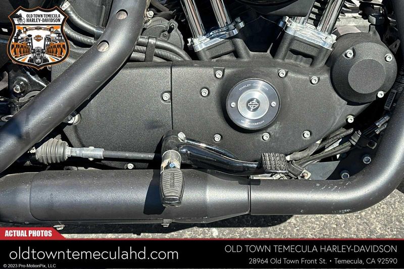 2019 Harley-Davidson Sportster in a INDUSTRIAL GRAY exterior color. BMW Motorcycles of Temecula – Southern California (951) 506-6903 bmwmotorcyclesoftemecula.com 