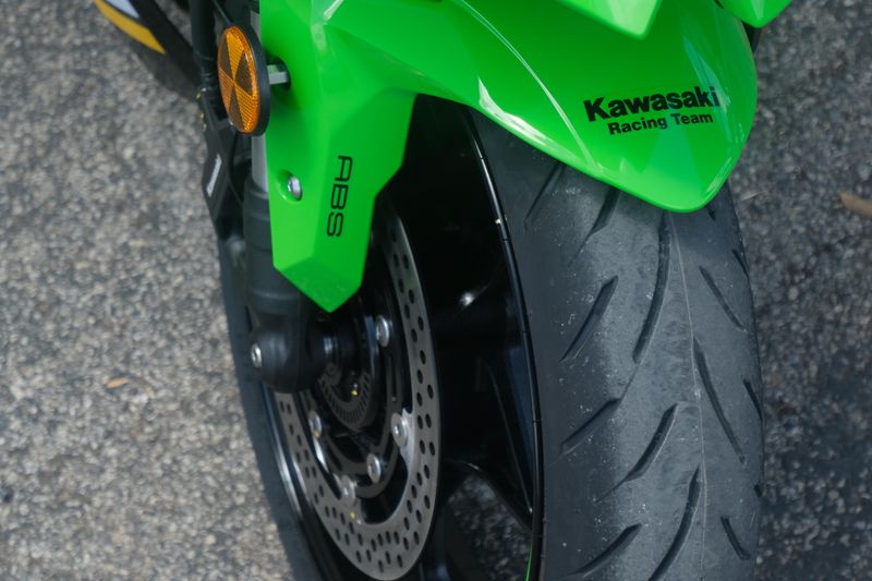 2025 Kawasaki NINJA ZX4RR ABS KRT EDITION ABS LIME GREEN AND EBONY AND PEARL BLIZZARD WHITE Image 18