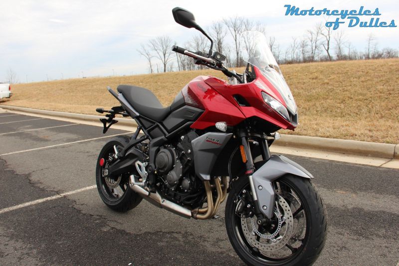 2024 Triumph Tiger 660 in a Korosi Red/Graphite exterior color. Motorcycles of Dulles 571.934.4450 motorcyclesofdulles.com 