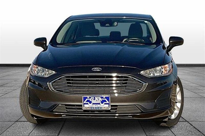 2019 Ford Fusion SEImage 3