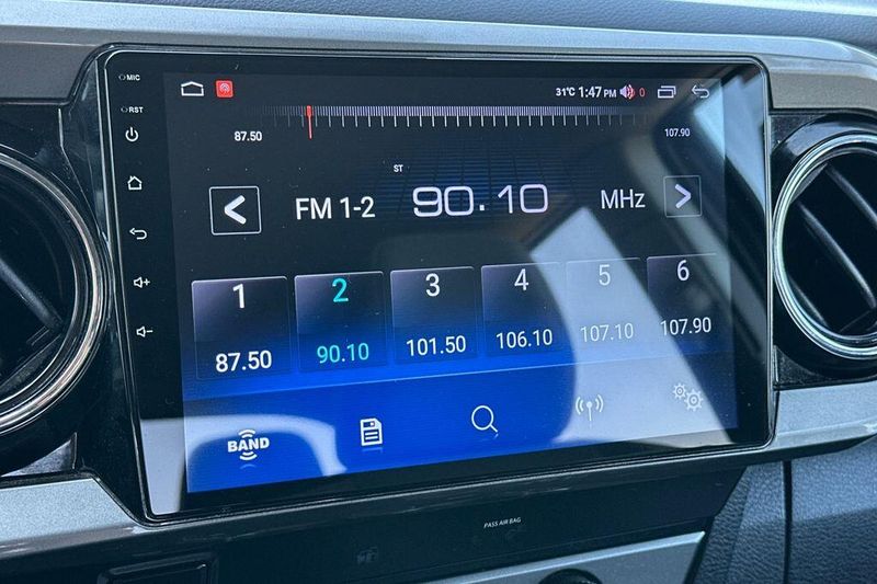 Used 2019 Toyota Tacoma SR5Image 16