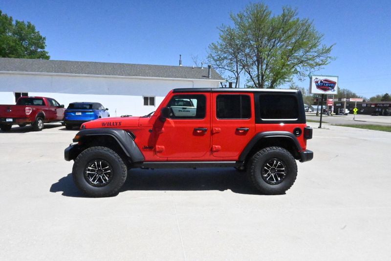 2025 Jeep Wrangler WillysImage 5