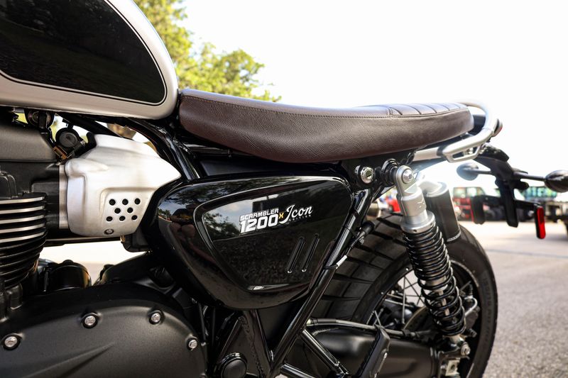 USED 2025 TRIUMPH SCRAMBLER 1200 X Image 18