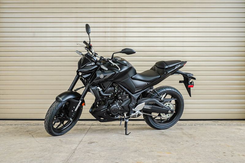 2024 Yamaha MT03 MATTE STEALTH BLACKImage 3