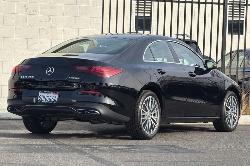 Used 2025 Mercedes-Benz CLA 250Image 4
