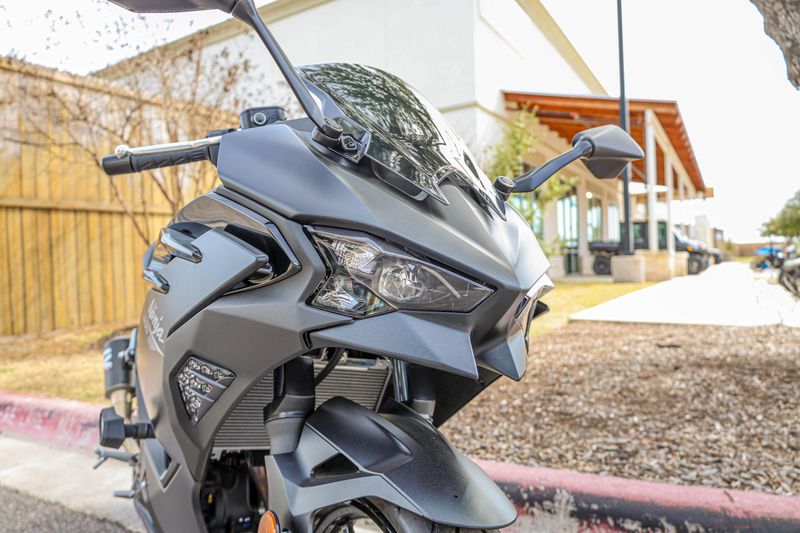 USED 2026 KAWASAKI NINJA 500 BASE Image 5