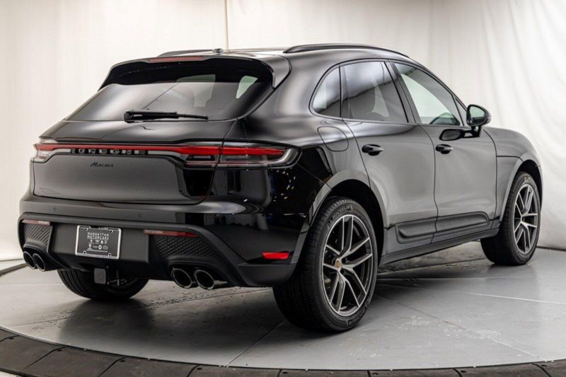 2024 Porsche Macan Image 5