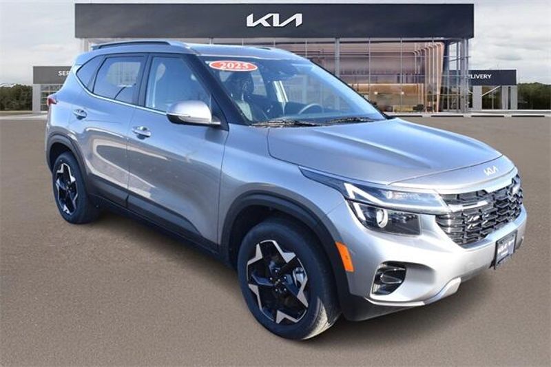 2025 Kia Seltos EXImage 10