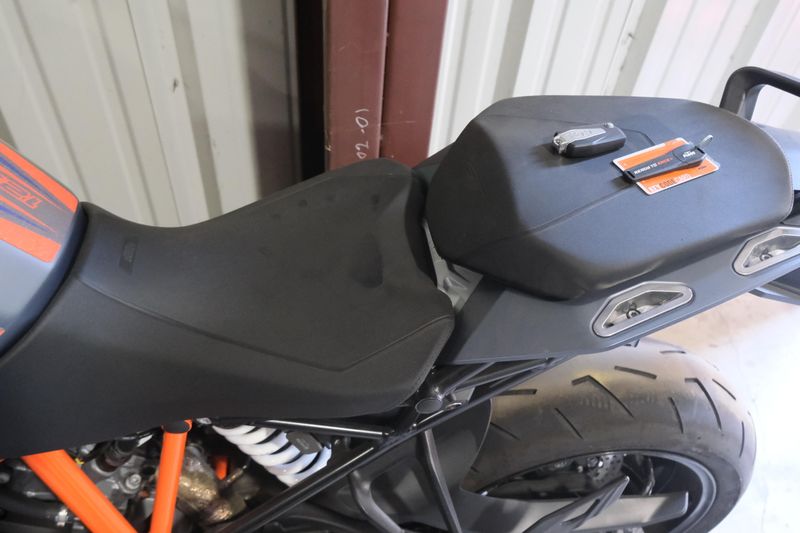 USED 2023 KTM SUPER DUKE 1290 GT Image 13