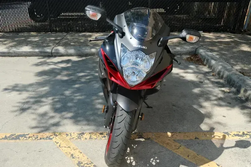 NEW 2026 SUZUKI GSXR600 Image 6