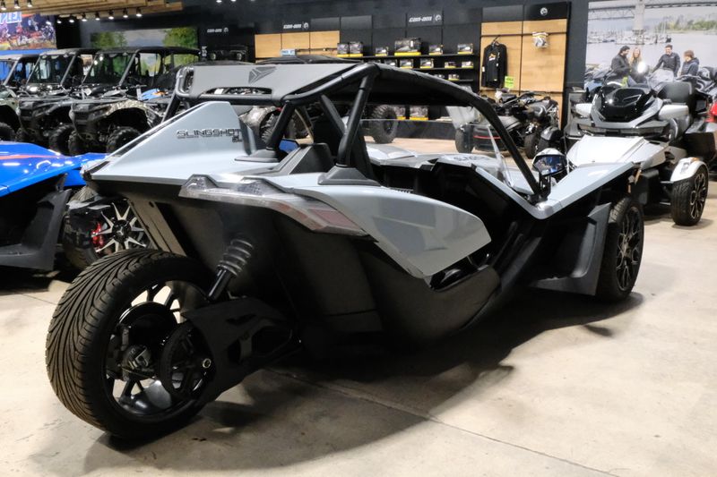 2024 Polaris SLINGSHOT SL AUTODRIVE OCEAN GRAYImage 3