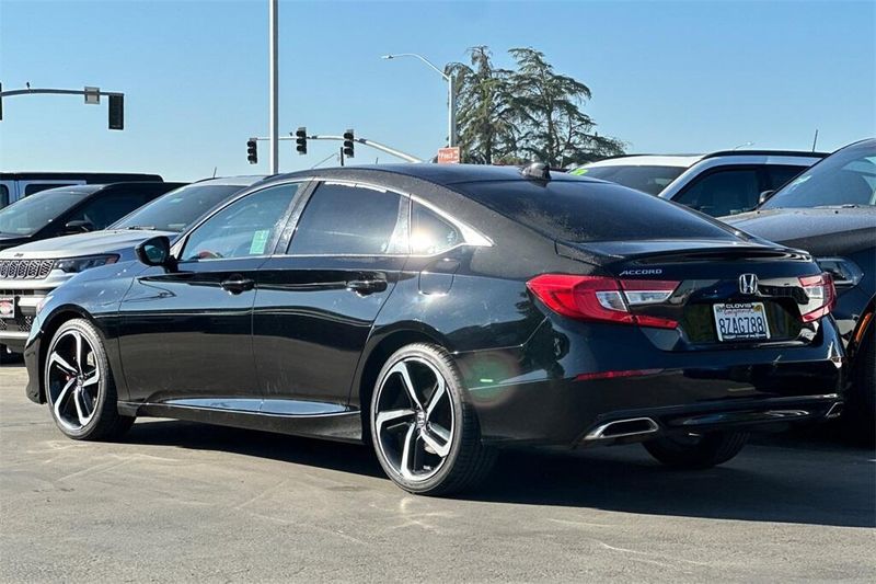 2022 Honda Accord Sport photo 4