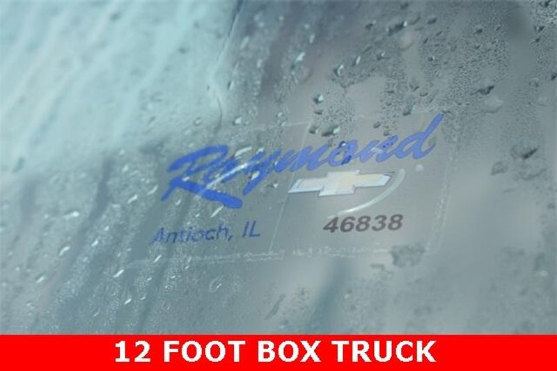 New 2025 Chevrolet Express 3500 Work VanImage 10