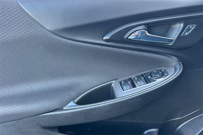 Used 2022 Chevrolet Malibu LTImage 9