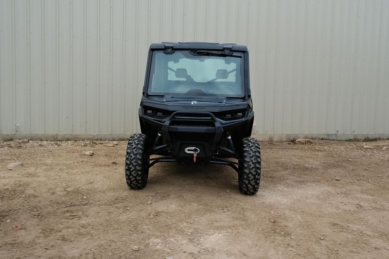 NEW 2026 CAN-AM DEFENDER MAX XT CAB HD11 WITH 1025 INCH TOUCHSCREEN Image 8