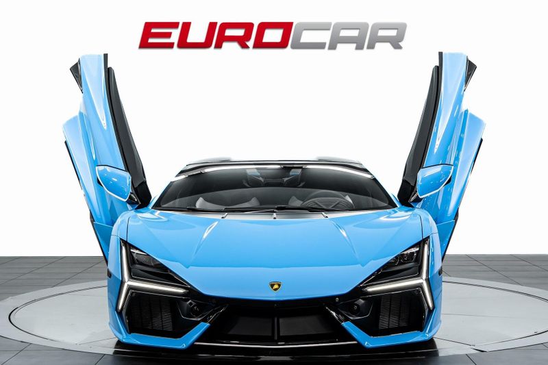 Used 2025 Lamborghini Revuelto *HIGH GLOSS STYLE PACKAGE * PASSENGER DISPLAY*Image 9