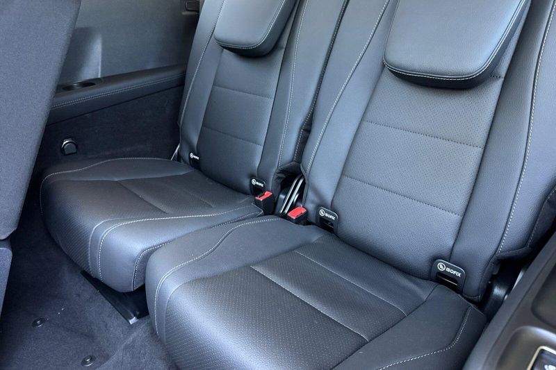 Used 2026 Mercedes-Benz GLS 450Image 17