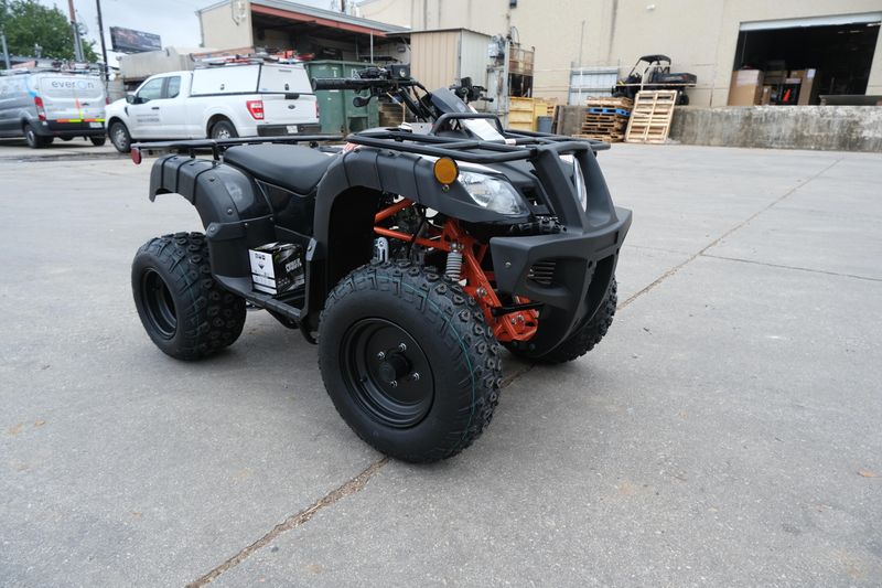 2024 KAYO BULL150 METALLIC BLACK in a METALLIC BLACK exterior color. Family PowerSports (877) 886-1997 familypowersports.com 