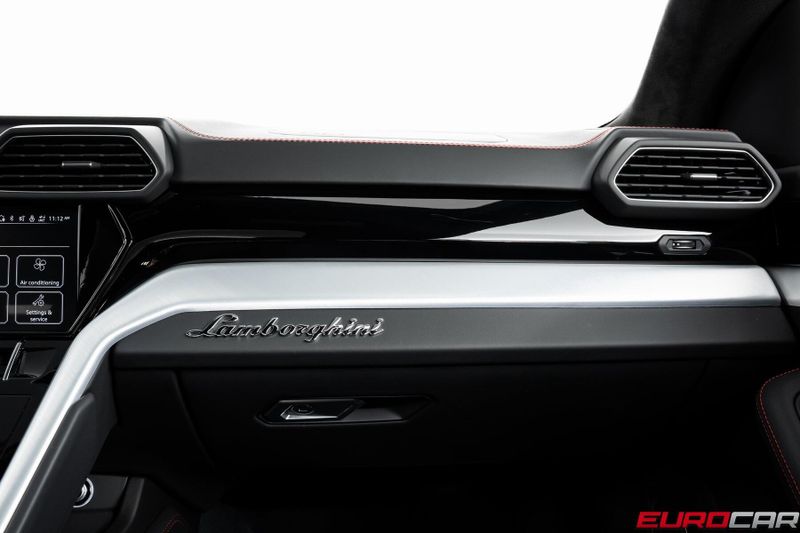 Used 2024 Lamborghini Urus S *PANORAMIC SUNROOF * IMMACULATE CONDITION*Image 32